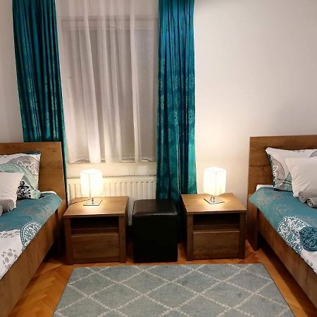 Apartament 6 Тиргу-Муреш Екстер'єр фото