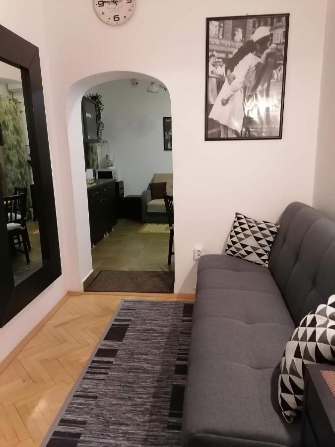 Apartament 6 Тиргу-Муреш Екстер'єр фото